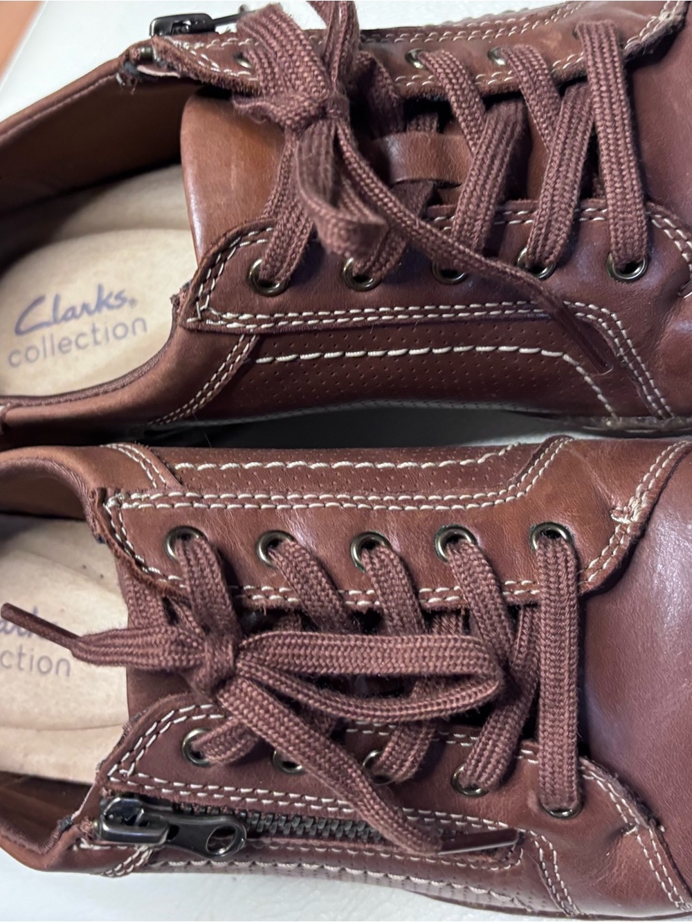 Clarks Casual Brown Leather Lace-Up Sneakers with Side Zip - Picture 3 of 7